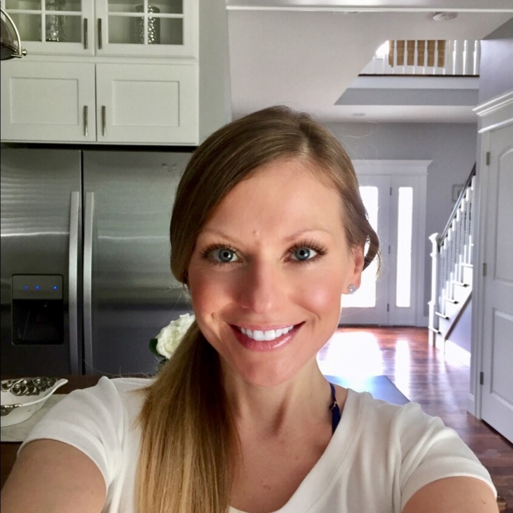 Meet your Posher, Jennifer